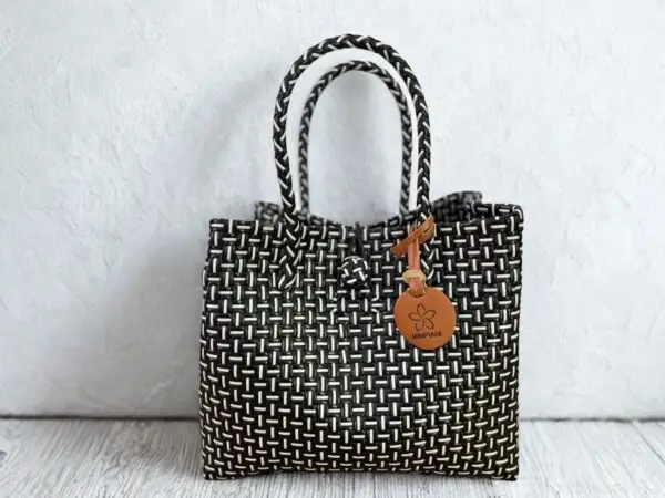 "Manis chic- bájos elegancia" kézitáska