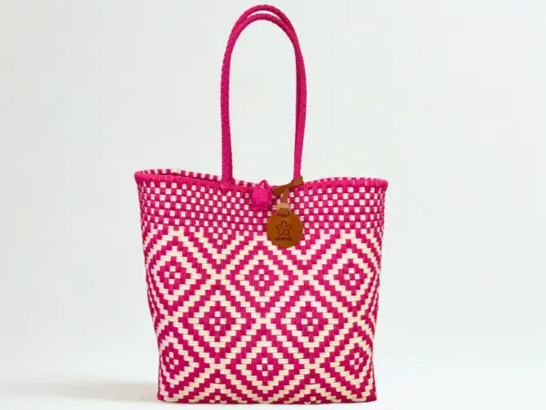 "Batik Cahaya - fénybe szőtt batik" –  táska magenta-fehér színben - Image 6
