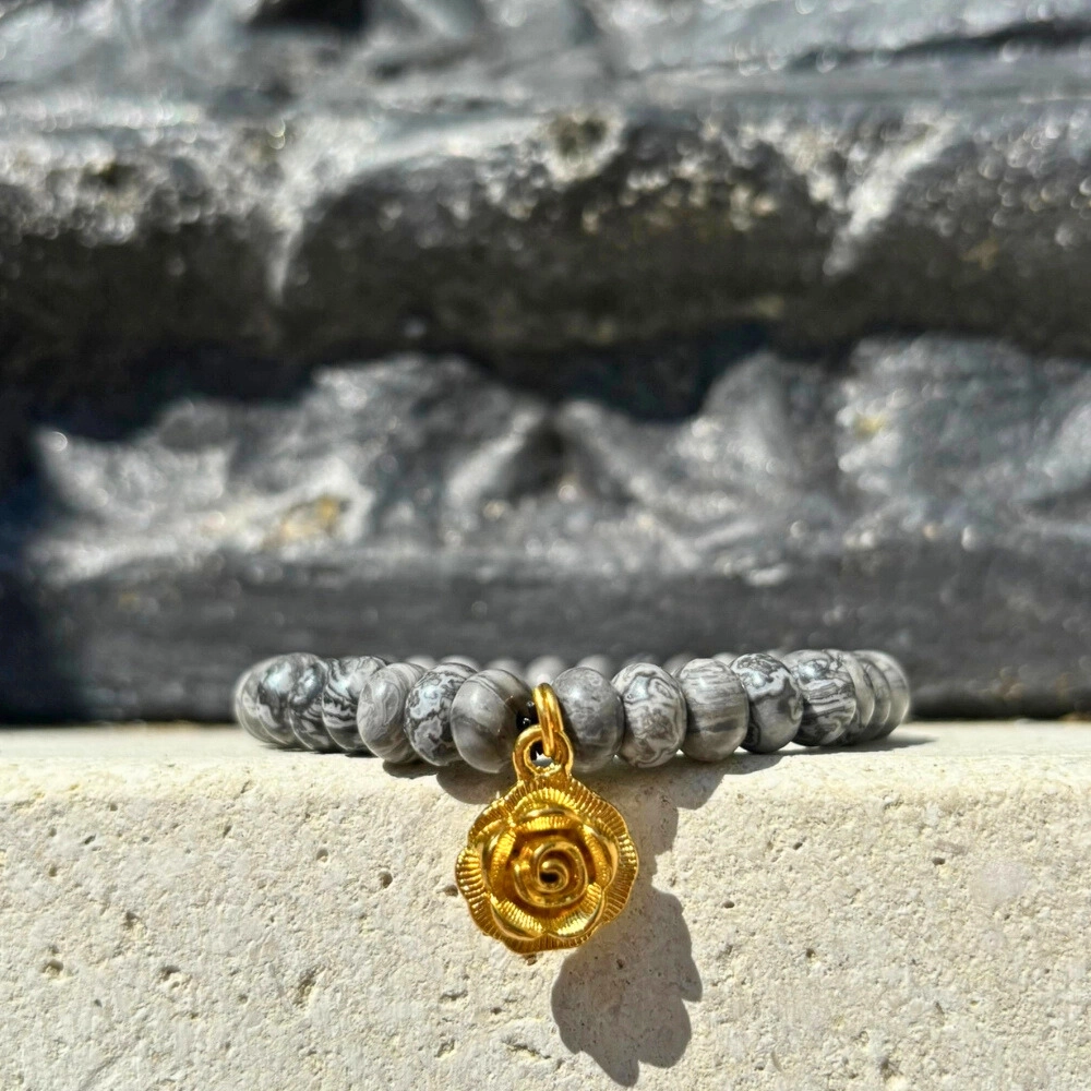 "Mantra" Picasso jáspis karkötő aranyozott rózsamedállal