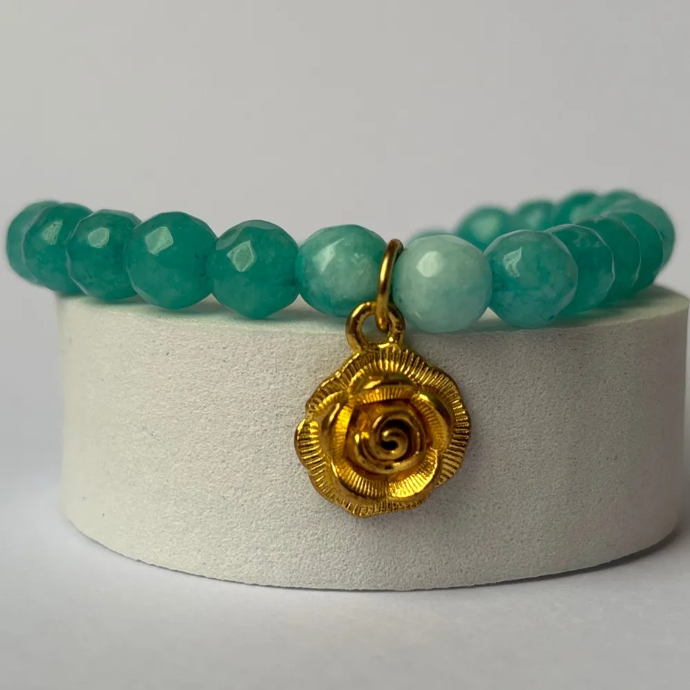 "Karma" Amazonit karkötő rózsamedállal - Image 2