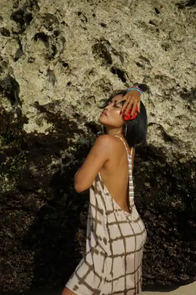 "Permata Laut – A tenger gyöngye" batikolt ruha