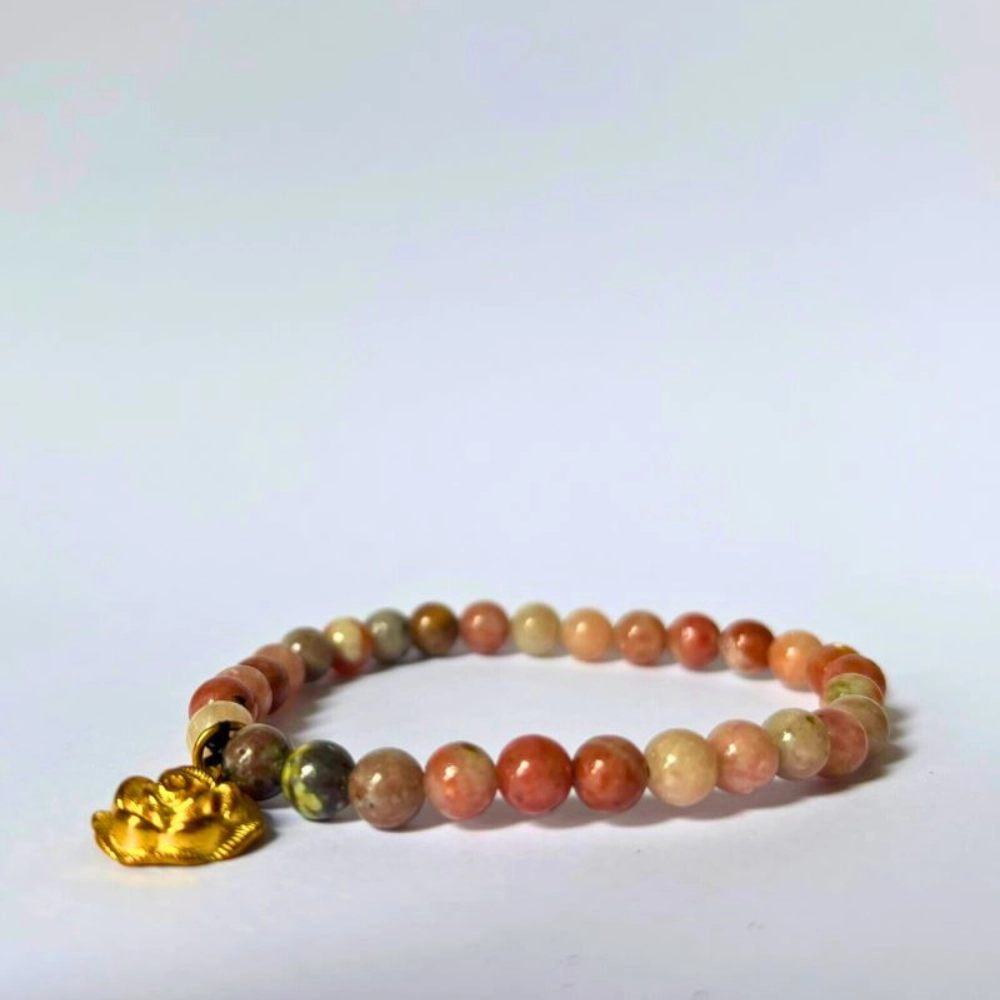 "Prana - Életenergia" Pink Opál Karkötő Aranyozott Rózsamedállal - Image 3