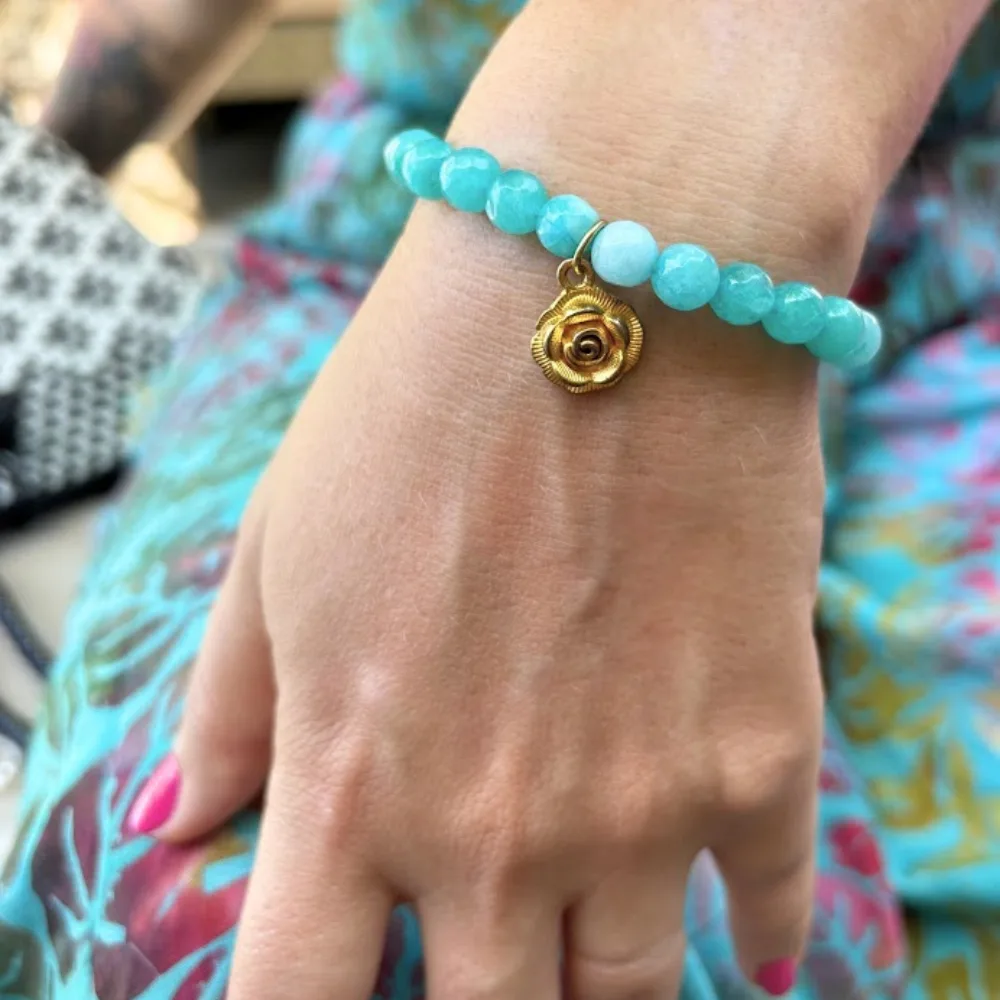 "Karma" Amazonit karkötő rózsamedállal - Image 5